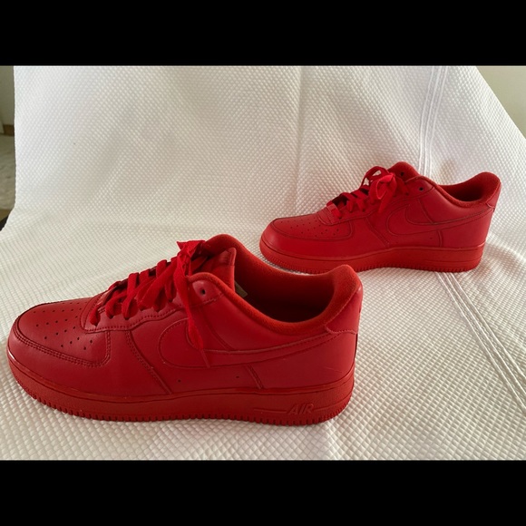 Almost in perfect condition! Nike Airforce 1 in red - Picture 11 of 16